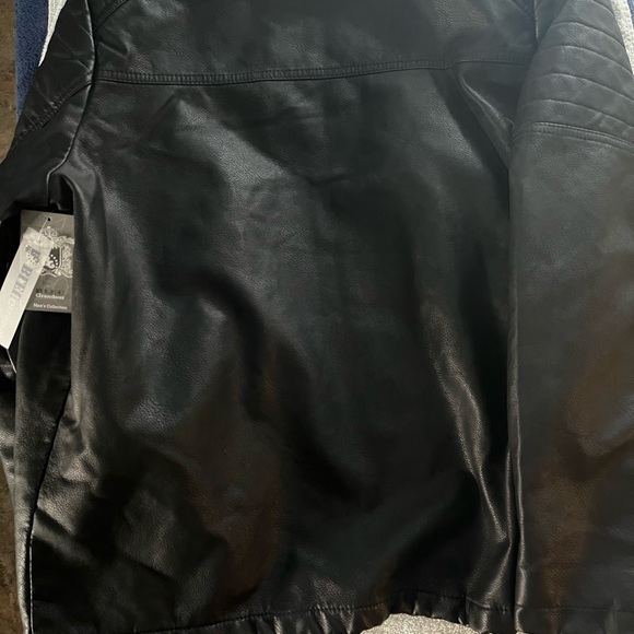 Men jacket - Picture 3 of 8